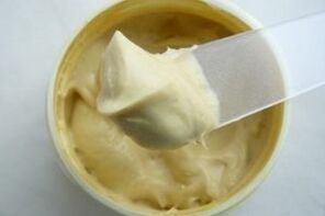 Osteokondrosia tratatzeko etxeko pomada
